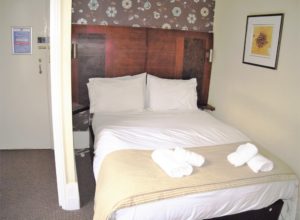 Double Standard Ensuite